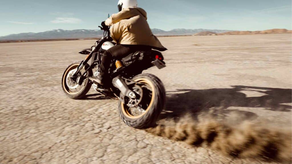 moto activity in desert